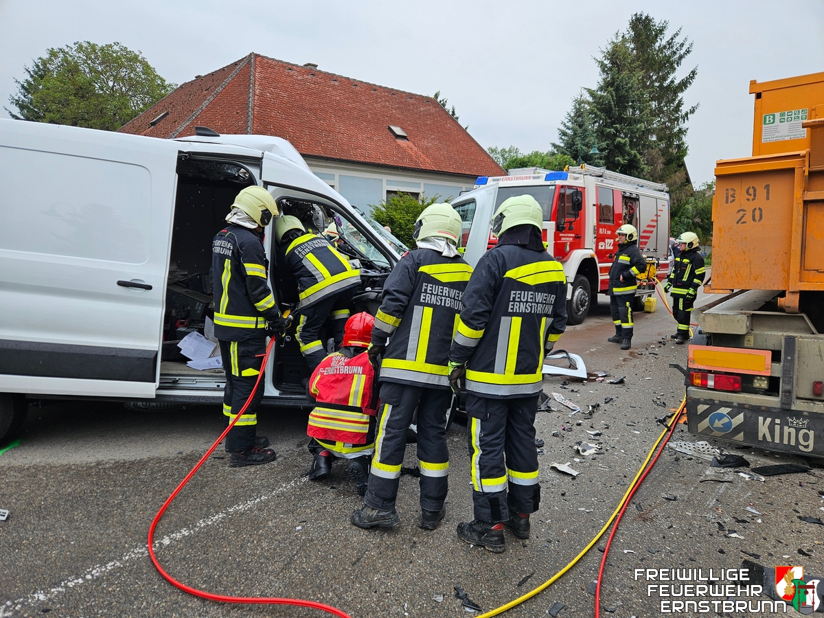 Tödlicher Verkehrsunfall auf der B6 bei Nodendorf