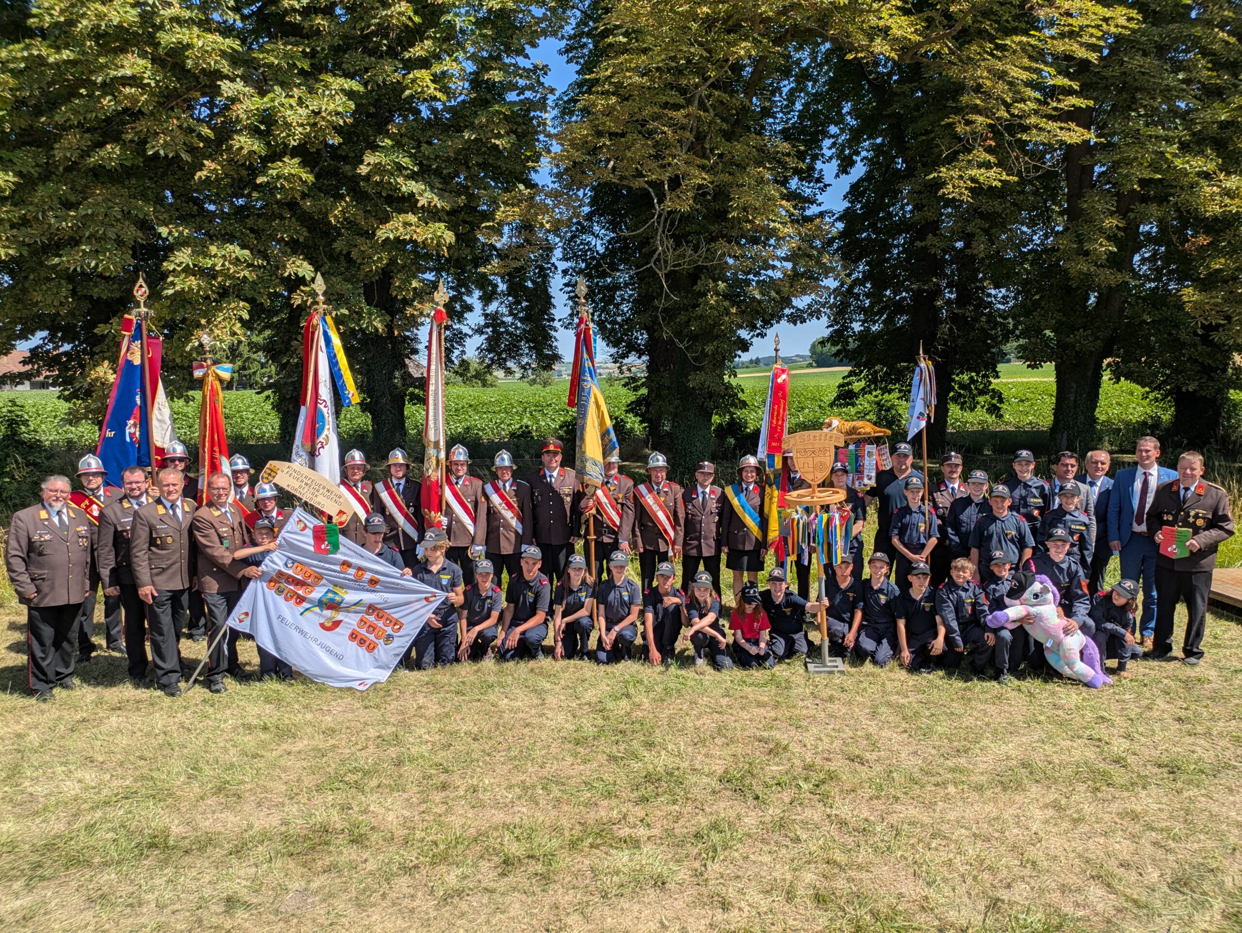 140 Jahre FF Seebarn und Segnung der Bezirksfeuerwehrjugendfahne